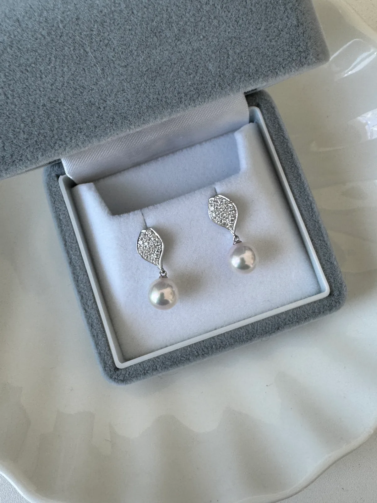 Lumie Signature - Akoya Bloom Earrings