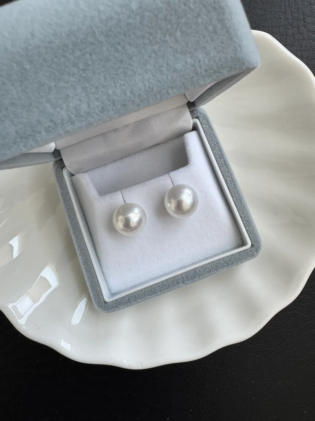 Soul Signature - South Sea Earrings (Phoenix 11mm)