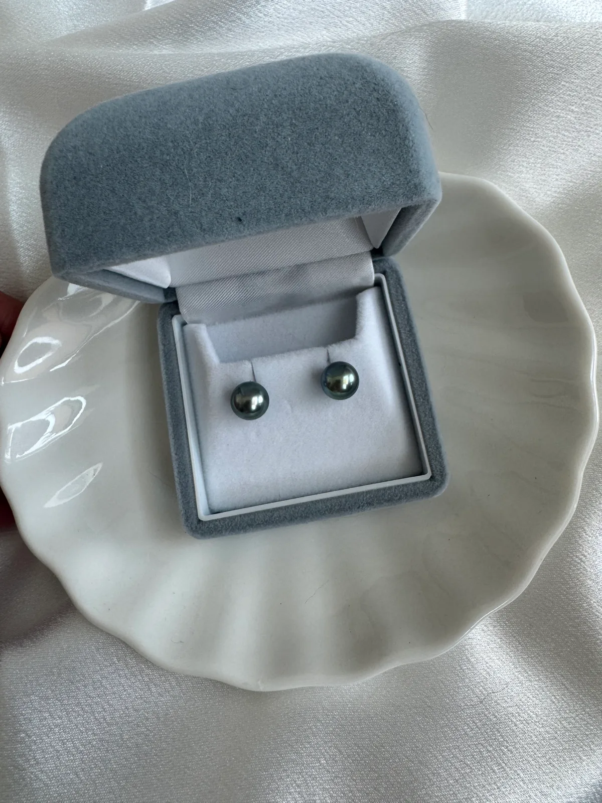 Eclipse Signature - Tahitian Peacock Green Earrings (8.0mm)