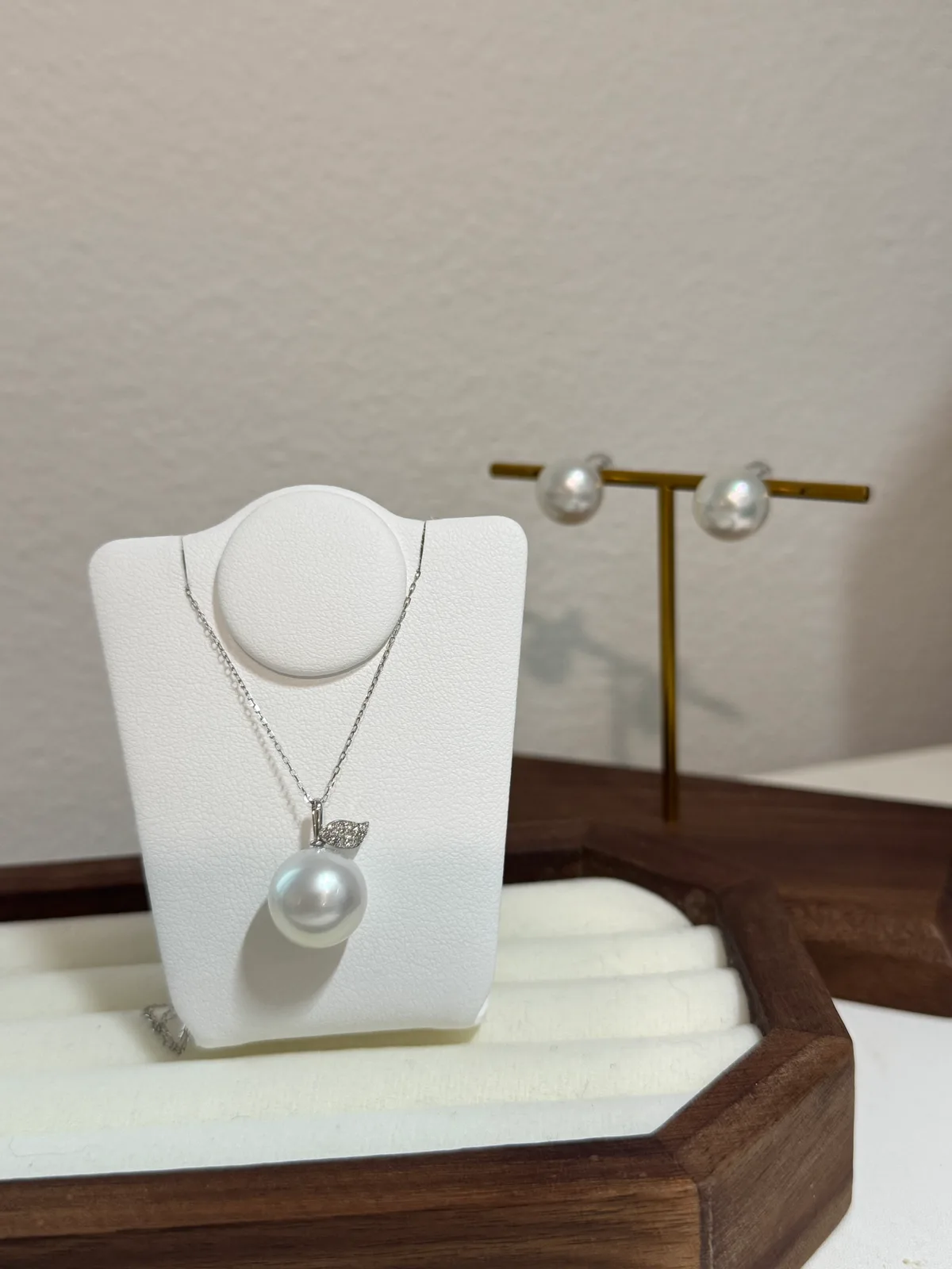 Soul Signature - South Sea Apple Pendant