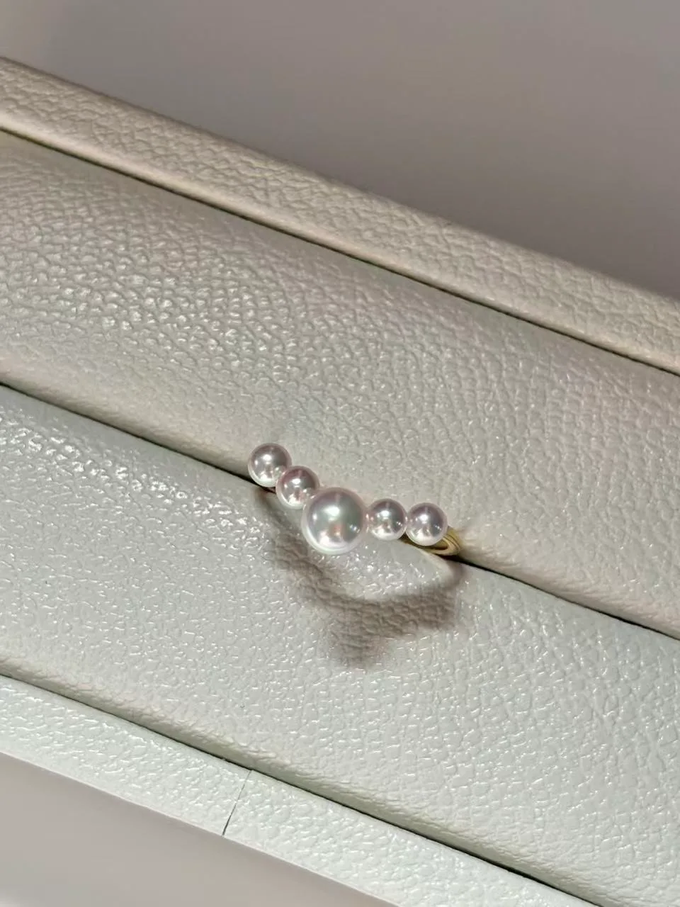 Lumie Signature - Akoya Smile Ring